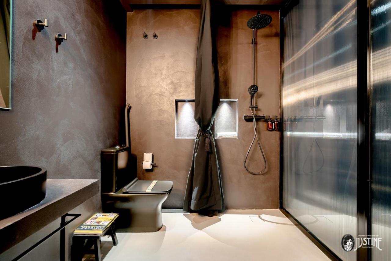 Suite Shibari By Justine Apartments Sobria Elegante Y Pecaminosa Apartamento Turistico En Madrid Rio Esterno foto